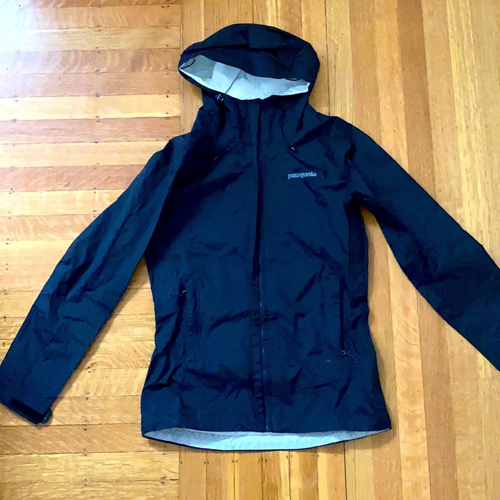 Patagonia Raincoat XS